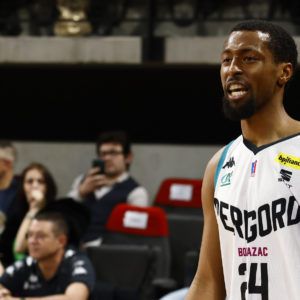 Une victoire au courage ! (83-79)